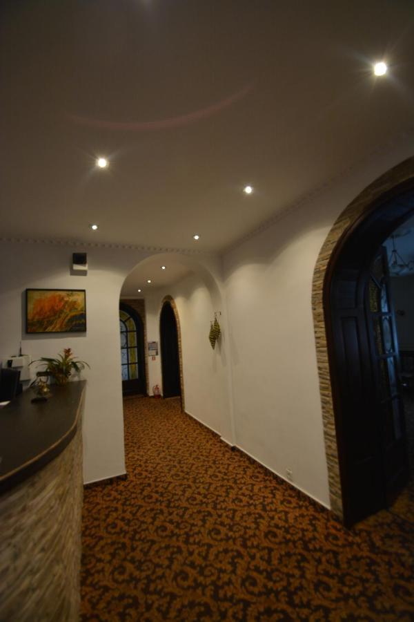 Gala - Guesthouse Oradea Dış mekan fotoğraf