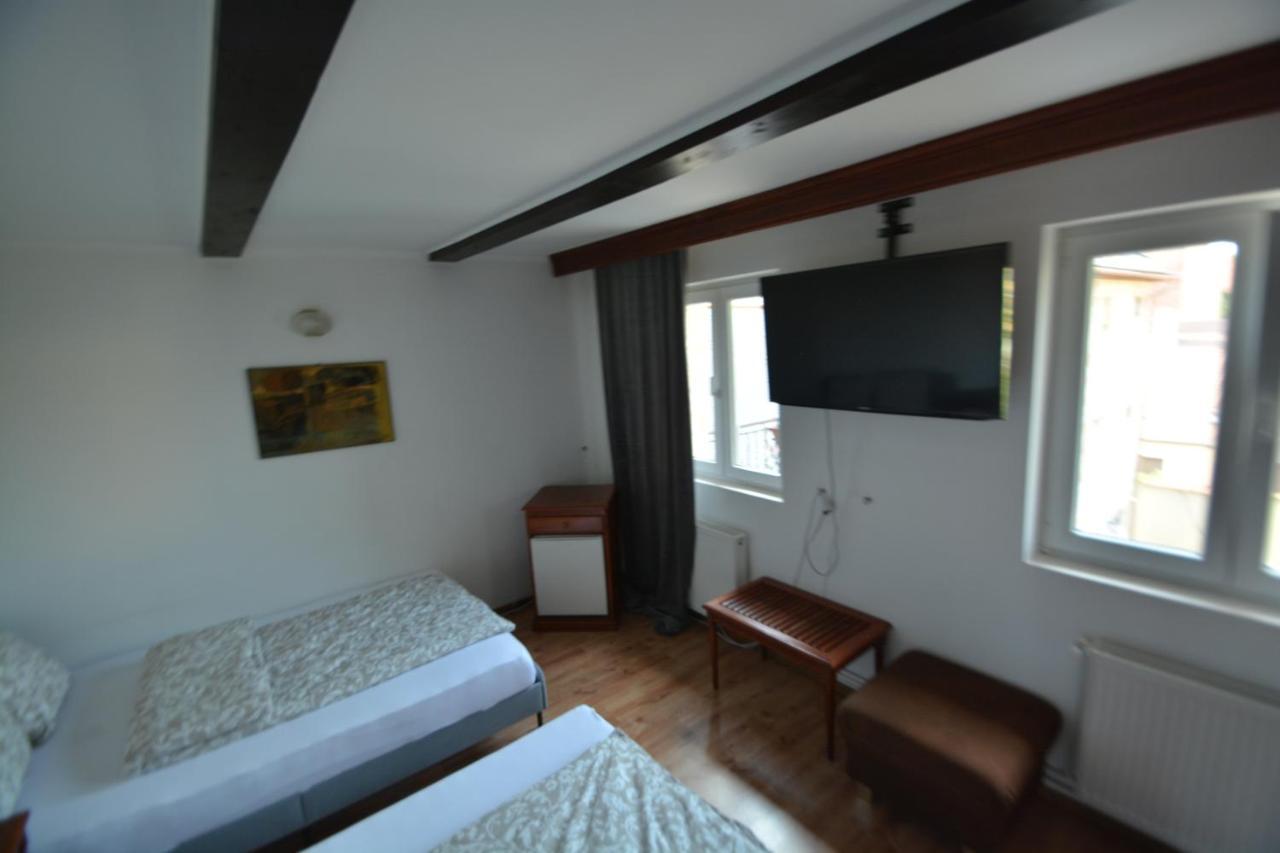 Gala - Guesthouse Oradea Dış mekan fotoğraf