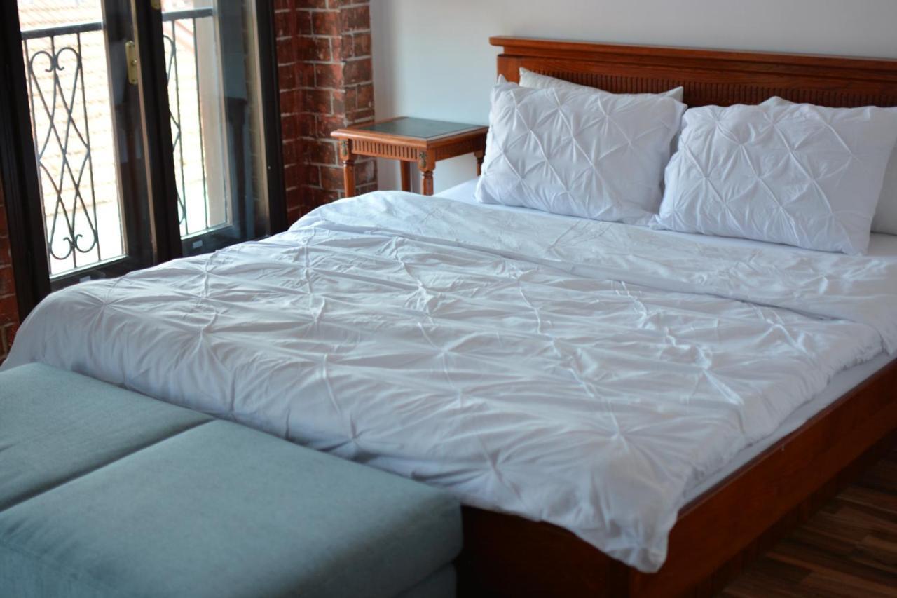 Gala - Guesthouse Oradea Dış mekan fotoğraf