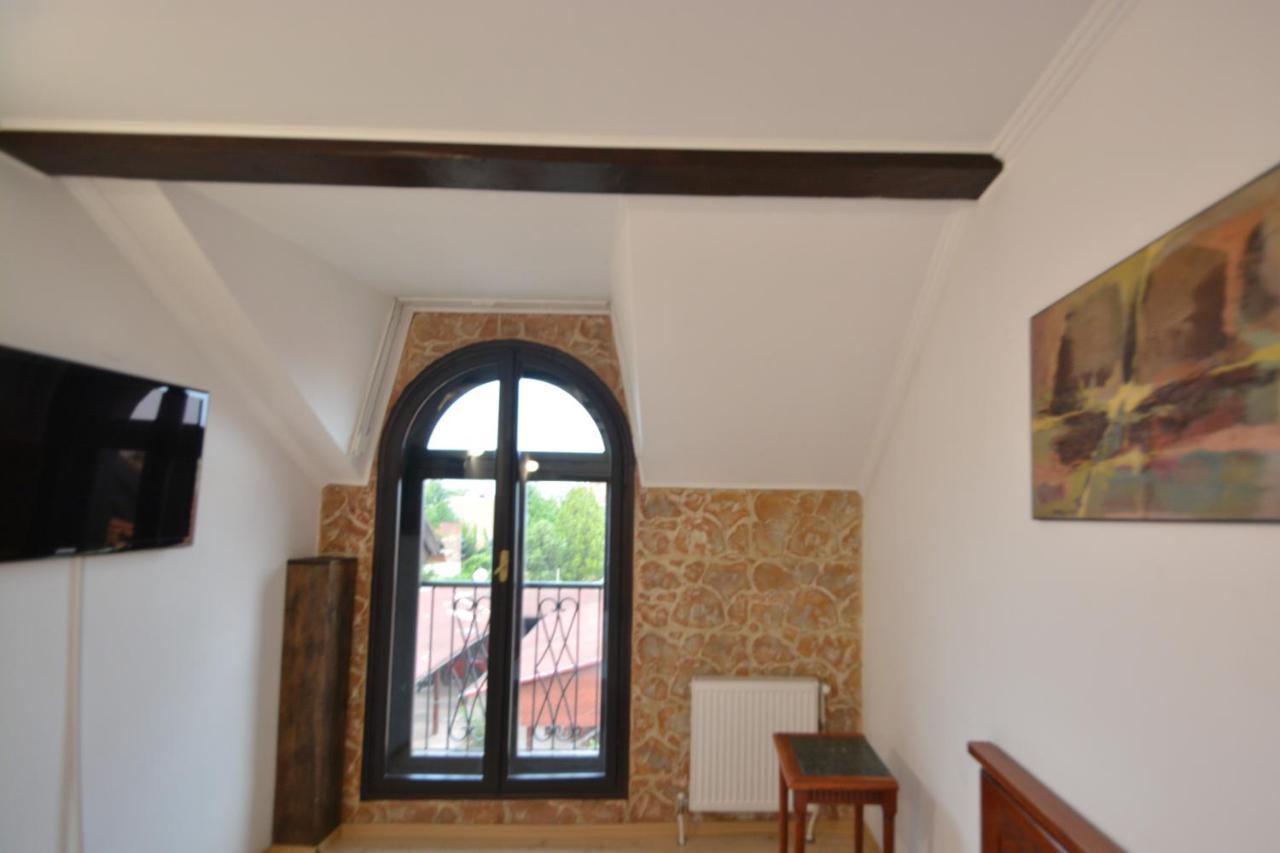 Gala - Guesthouse Oradea Dış mekan fotoğraf